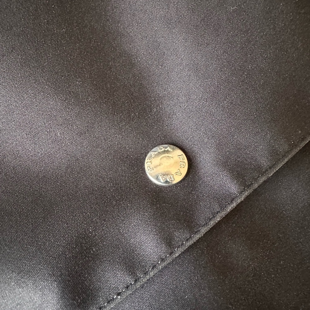 Prada rain coat - Picture 3 of 8